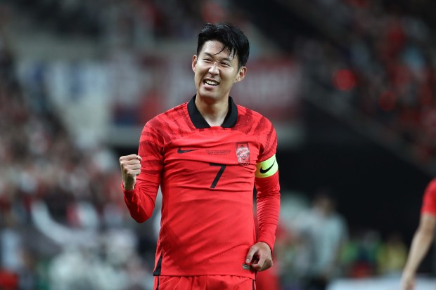 Son Heung-min và hành trình đưa bóng đá Hàn Quốc ra ánh sáng châu Âu - Khát vọng vươn xa của cầu thủ trẻ quốc tế